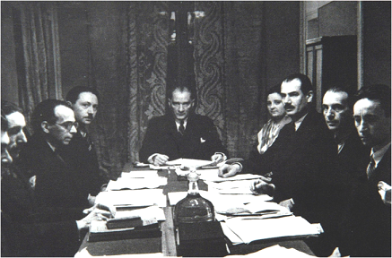 ATATÜRK'ÜN TÜRK DİL KURUMU