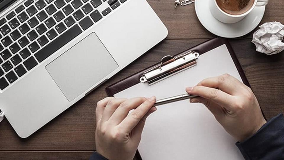 BİLİŞİM UYGULAMALARIYLA BOZULAN TÜRKÇE